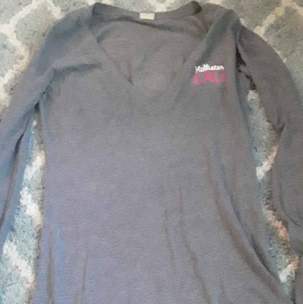 Hollister long sleeved shirt